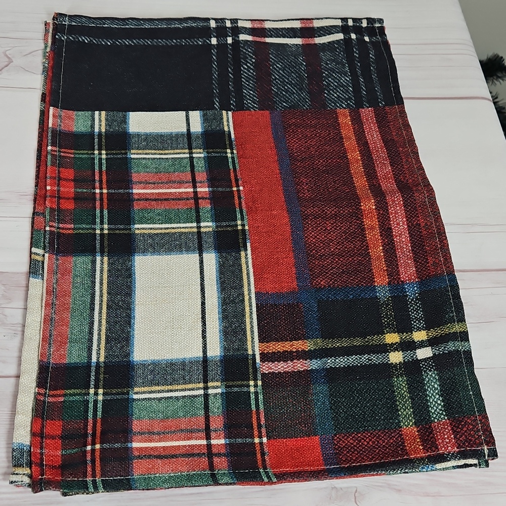 4 Plaid Placemats